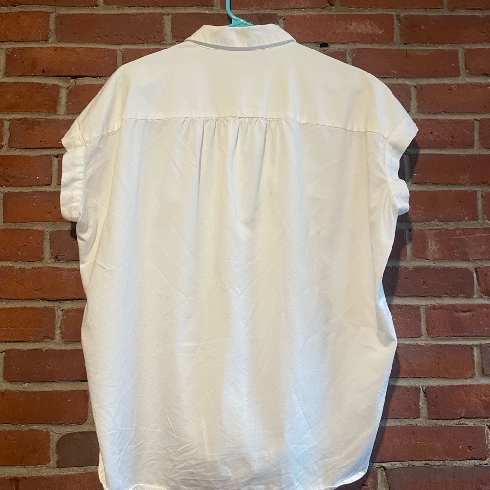 Madewell Button Down. Perfect Condition ! - image 3
